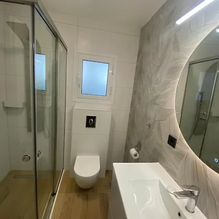 Daire Kostas Lux Korfu